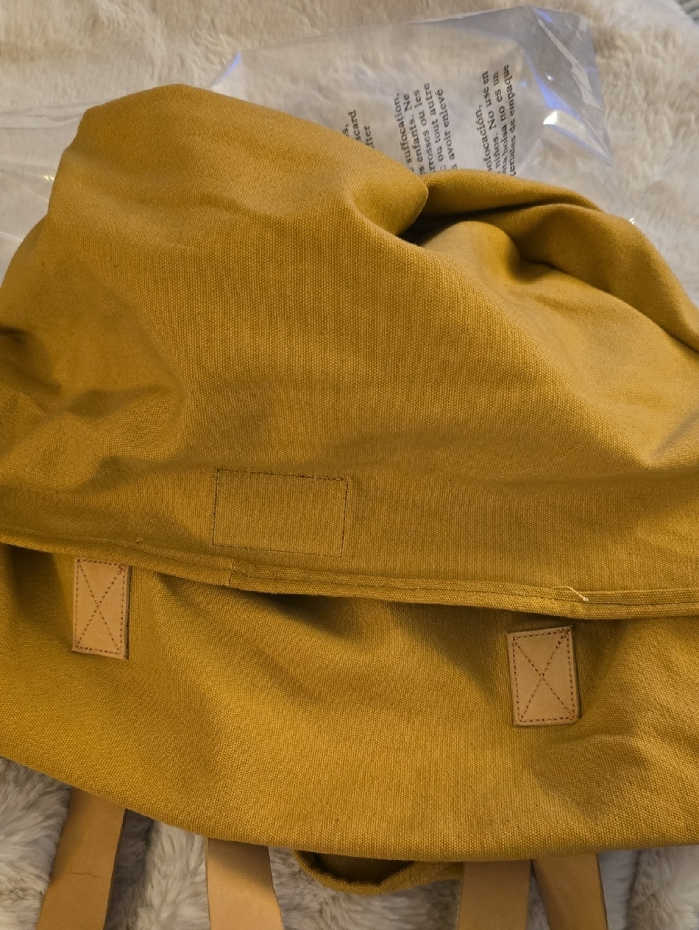NWT! Meyelo, Amboseli Tote, Camel, MSRP$99.99 - Picture 10 of 12
